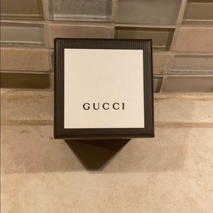 Gucci box (from scarf) in good condition